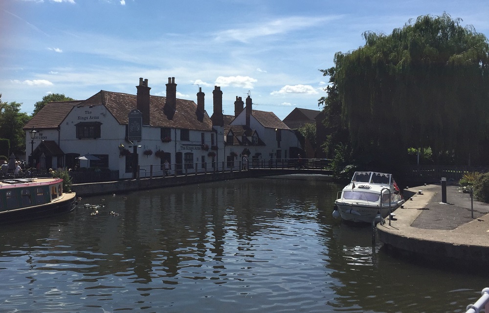 The Kings Arms pub, Sandford