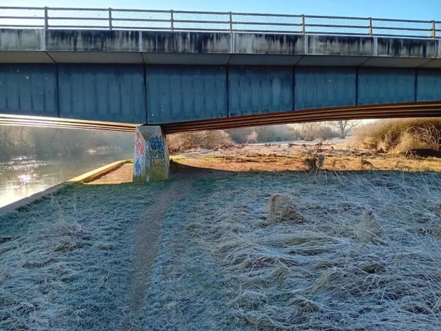 A photo of Winterbrook Bridge over the River Thames in Wallingford