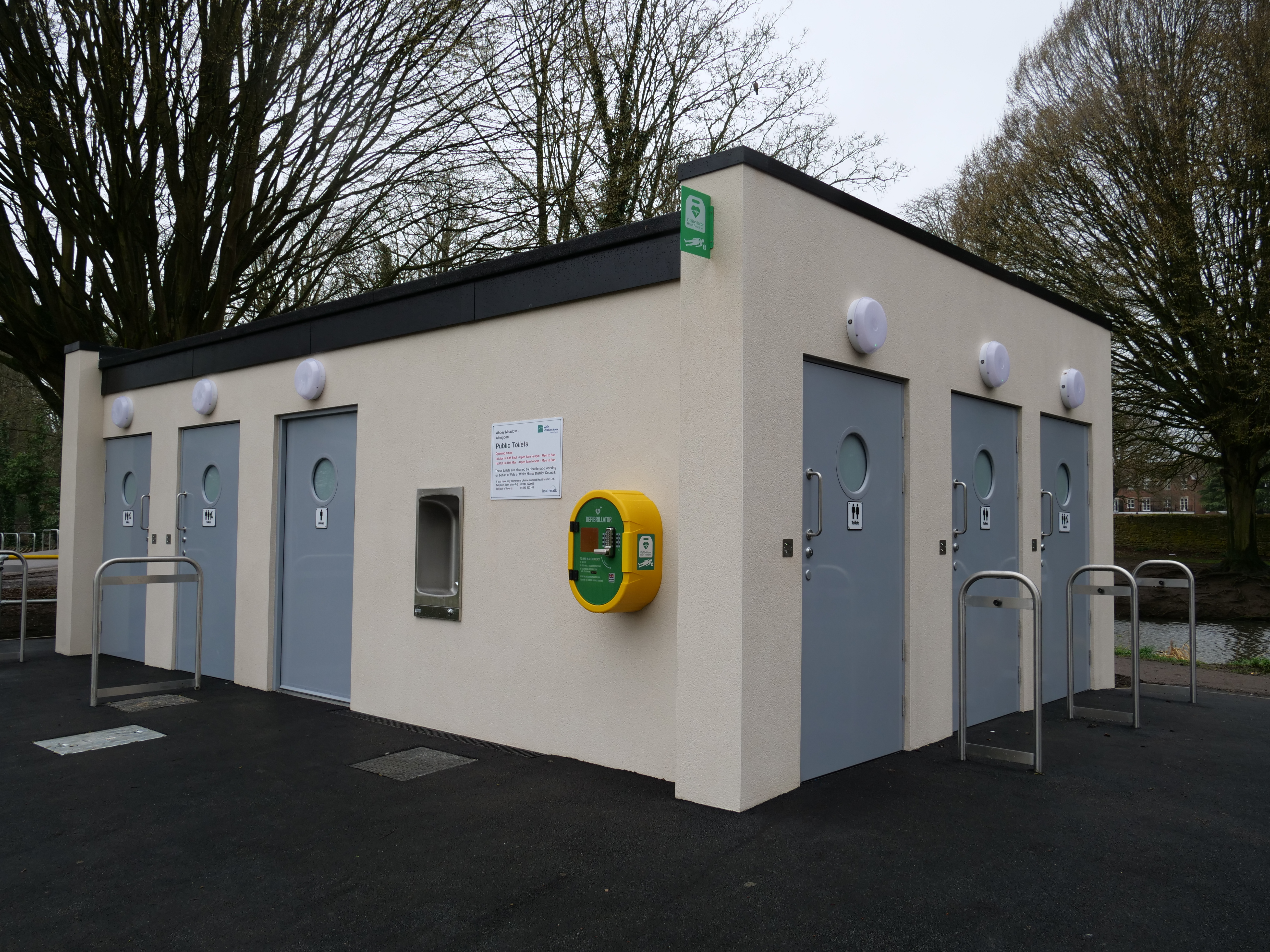 Abingdon toilets in Abbey Meadow